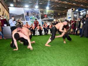 Balıkesir Emi̇tt’te İz Bıraktı