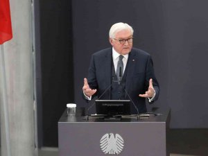 Almanya Cumhurbaşkanı Steinmeier’den Putin’e: “Demokrasinin Gücünü Hafife Alma”