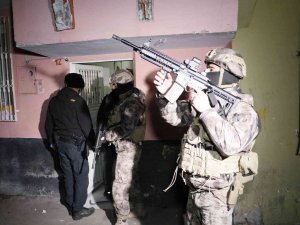 Adana’da 15 Şubat Öncesi Pkk’ya Operasyon: Çok Sayıda Gözaltı Var
