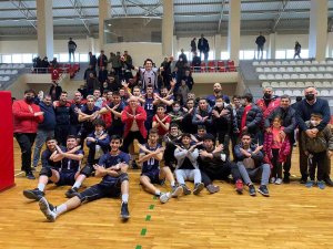 Bigadiç Belediyespor Adım Adım Play-off’lara