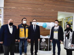 İ̇l Sağlık Müdürlüğü Personelleri Sigara Bırakma Günü’nde Sahaya İndi