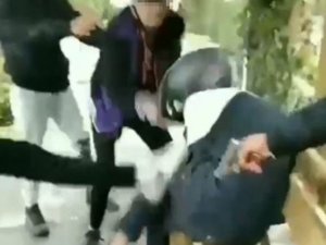 Gençler, Araya Aldıkları Arkadaşlarını Öldüresiye Darp Etti