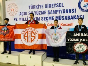 Körfez’in İlk Milli Yüzücüleri