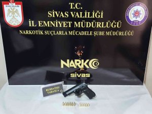 Sivas’ta Narkotik Operasyonları, 25 Şahıs Yakalandı