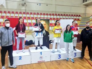 Denizlili 19 Sporcuya Final Bileti