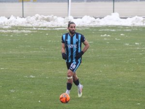 Belediye Kütahyasporlu Stoper Konuksever Rekora Gidiyor