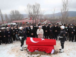 Kalbine Yenik Düşen Polis Memuru Memleketi Tokat’ta Defnedildi
