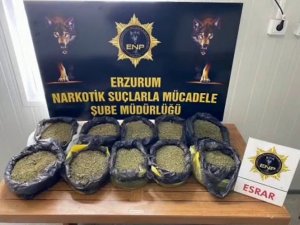 İ̇zne Çıkan Uzman Çavuş Valiz İçine Sakladığı 10 Kilo 50 Gram Uyuşturucu Maddesi İle Yakalandı