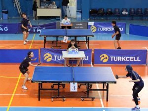 Gürsu’da Bireysel Masa Tenisi Turnuvası Nefes Kesti