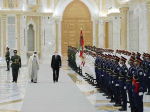 Cumhurbaşkanı Erdoğan, Bae’de Resmi Törenle Karşılandı