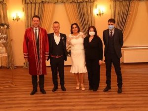 Bandırma Belediye Başkanı Tosun’dan Sevgililer Günü Sürprizi