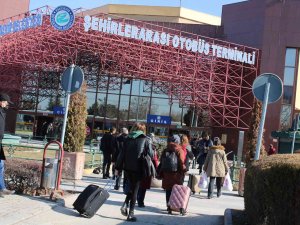 Otogar Esnafının Gözü Kulağı Üniversitelerin Açılacağı Tarihte