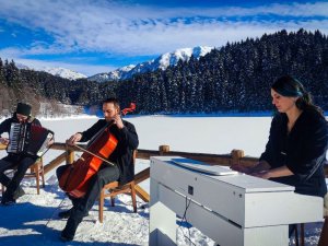 Şavşat Karagöl’de Sanat Doğayla Buluştu