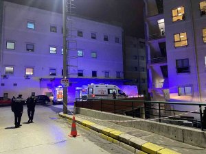 Hastane Bahçesinde Husumetlisini Yaralayan Şüpheli Yakalandı