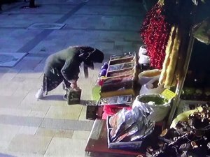 Önce Kontrol Etti Sonra Alıp Götürdü