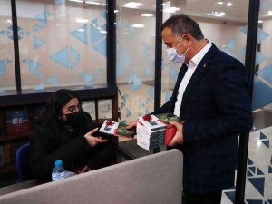 Lokman Çağırıcı’dan Kitap Hediyesi