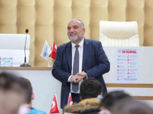 Canik’te İhtiyaç Sahibi Öğrencilere “Yks Başvuru” Desteği