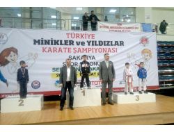 Çiftlikköylü Karateciler 2 Üçüncülük Kazandı