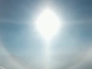 Erzurum’da Muhteşem Doğa Olayını Gören Telefonuna Sarıldı