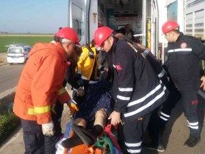 Mardin’de Ticari Araç Tırın Dorsesine Çarptı: 1 Ölü, 8 Yaralı