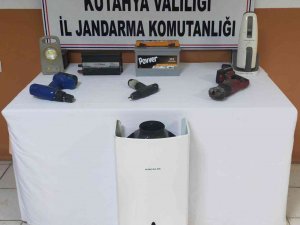 Tavşanlı’da Hırsızlık Zanlısı Yakalandı