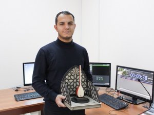 Türkiye’nin En Genç Ozanlarından Biri Aynı Zamanda İletişim Öğrencisi