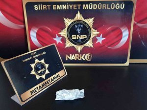Siirt’te Üst Araması Yapılan Şüpheliden Uyuşturucu Madde Çıktı