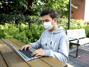 Üniversiteye Hazırlanan Gençlere Destek