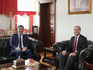 Rektör Aktekin’den Rektör Uslu’ya Hayırlı Olsun Ziyareti