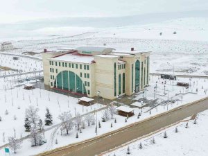 Bayburt Üniversitesi Lisansüstü Programlarına Yoğun İlgi