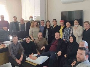 Kırık Ayağıyla Personelini Yalnız Bırakmadı
