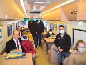 ’Hayal Et, Tasarla Ve Üret’