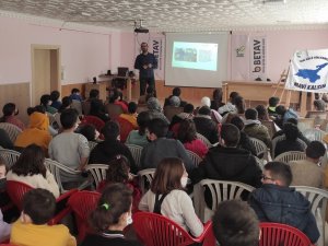 Öğrencilere ‘Çevre Ve Van Gölü Havzası’ Eğitimi