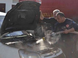 Tamire Götürülen Araç Yol Ortasında Yandı