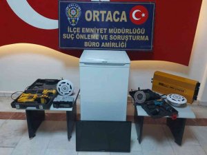 Hırsızlık Malları Sahibine Teslim Edildi