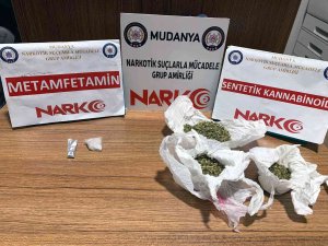 Uyuşturucu Tacirleri Kıskıvrak Yakalandı