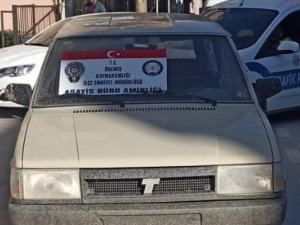 Otomobil Hırsızları Polisin Sıkı Takibi Sonucu Yakalandı
