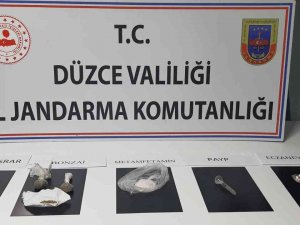 Düzce’de Jandarmadan Uyuşturucu Operasyonu