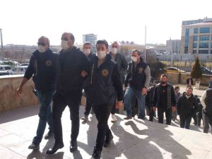 Uşak’ta Çıkan Silahlı Kavgada 1 Kişi Tutuklandı