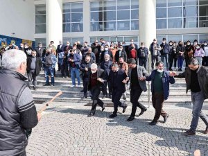 Yüreğir Belediyesinde İşçilere Yüzde 52.6 Zam