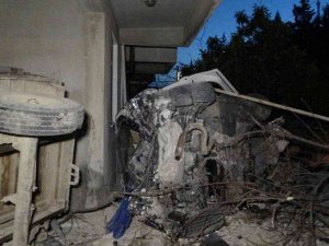 Otomobille Makas Atan Gençler Kaza Anlarını Böyle Kayda Aldı