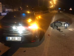 Otomobil İle Motosiklet Çarpıştı: 1 Yaralı