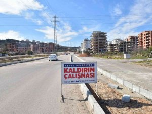 Kepez’de Engelsiz Kaldırım