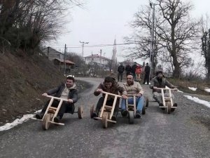 Köy Halkı Geleneksel Kış Festivalinde Bir Araya Geldi