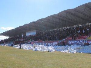Elazığspor, Maç Biletlerini 1 Lira Yaptı