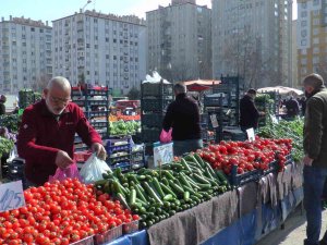 Semt Pazarlarına ‘İndirim Dopingi’