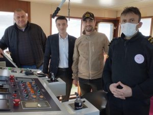 Türkeli Limanı’nda Temizleme Çalışması