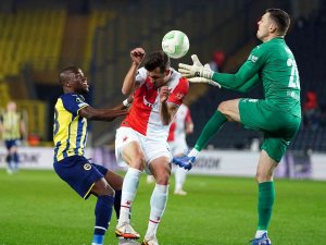 Uefa Konferans Ligi: Fenerbahçe: 0 - Slavia Prag: 0 (Maç Devam Ediyor)