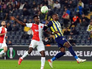 Uefa Avrupa Konferans Ligi: Fenerbahçe: 0 - Slavia Prag: 1 (İ̇lk Yarı)