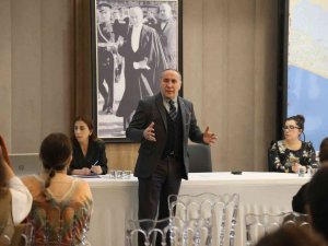 Büyükçekmece’de “Yerel Yönetimlerde Kadınları Güçlendiriyoruz” Projesi Başladı